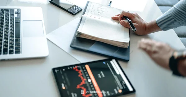 XLSX to CSV with Python - MyDataTables